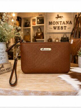 Montana West Brown Pebbled Faux Leather Wristlet Clutch Wallet 7.75" x 4.5"